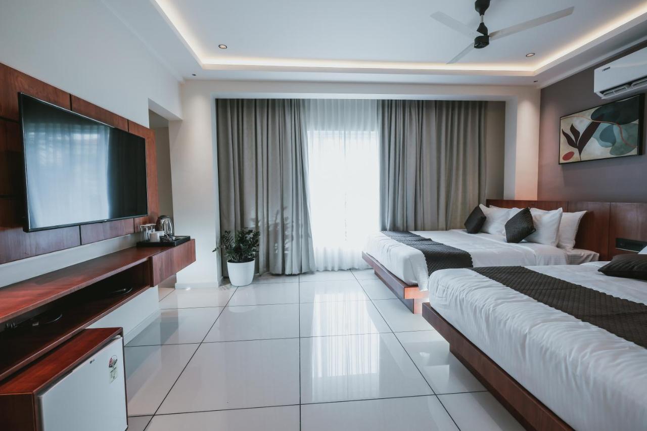Fortview Suites Kāsaragod Dış mekan fotoğraf