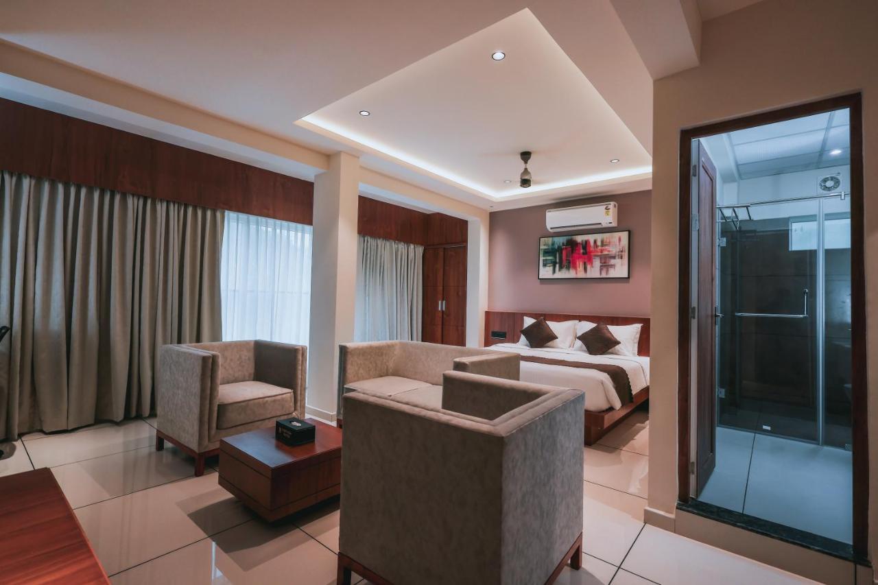 Fortview Suites Kāsaragod Dış mekan fotoğraf